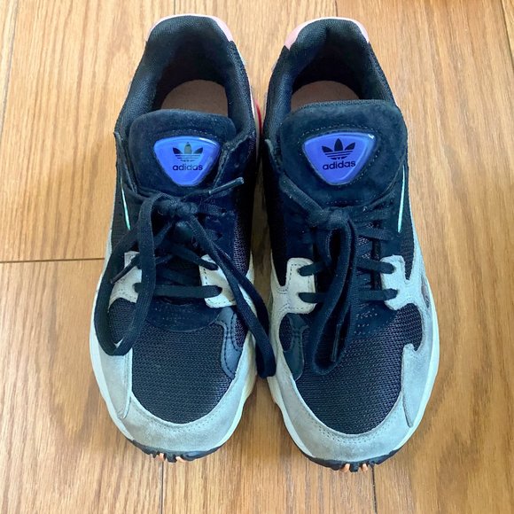 Adidas Falcon Shoes - Picture 2 of 6